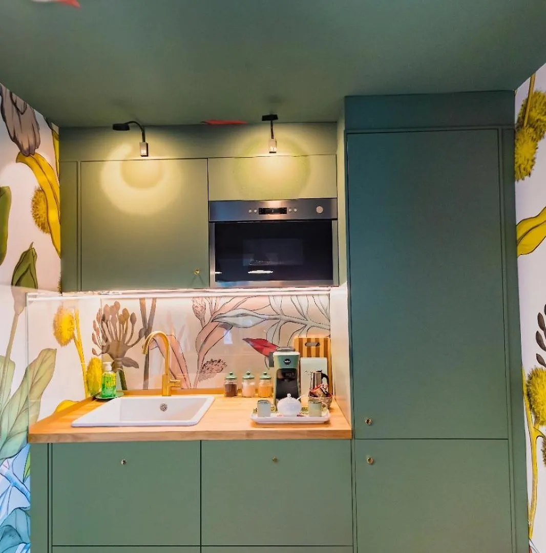 Green Luxury Apartment Palermo 0*,